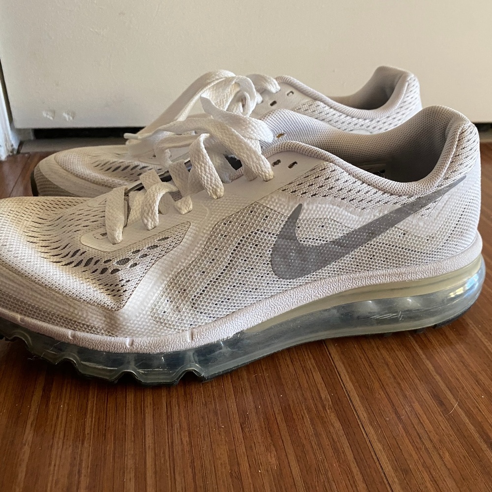 Nike Air Max Youth Size 6